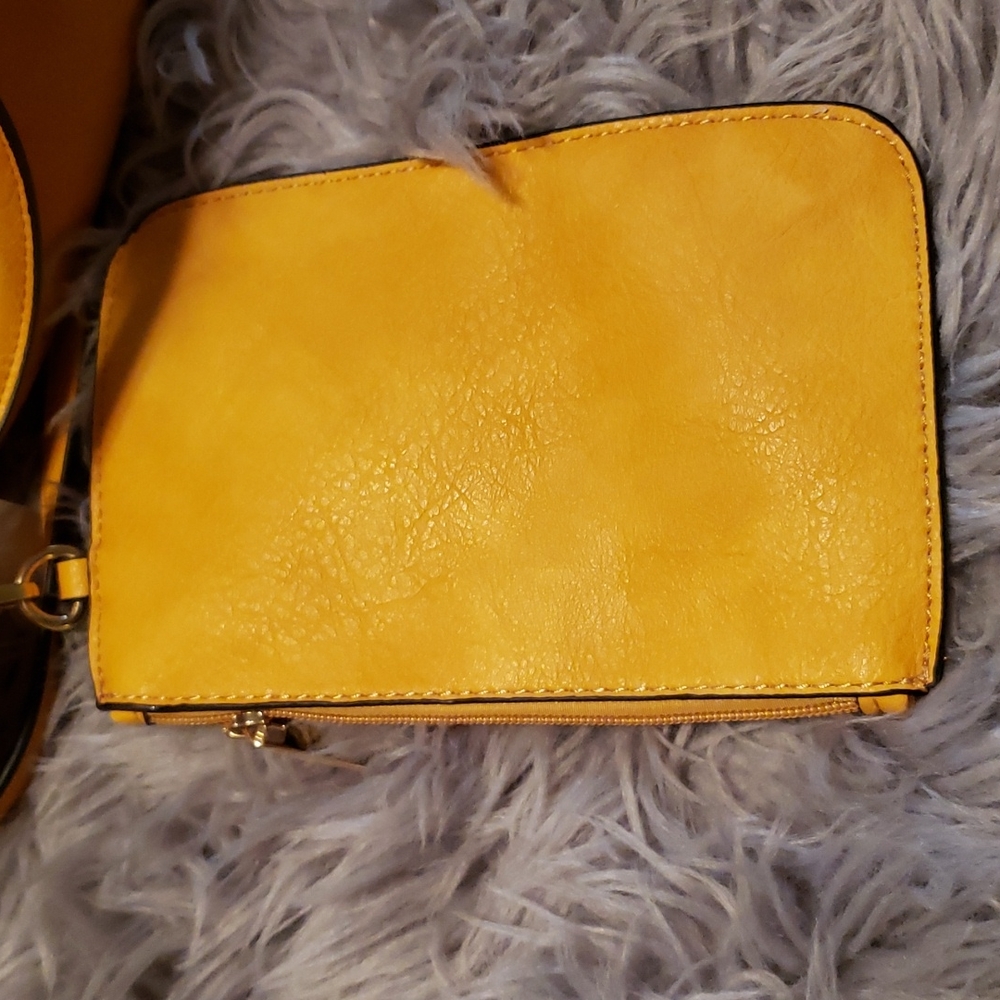 Purse - Picture 4 of 6